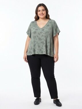 Penningtons Sage Green V-Neck Floral Pleated Tunic Blouse Size 4X